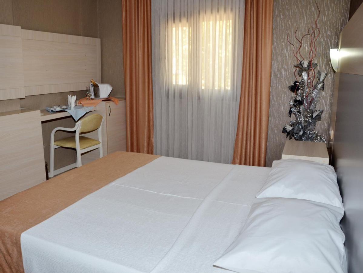 Sevcan Hotel Istanbul Exterior photo